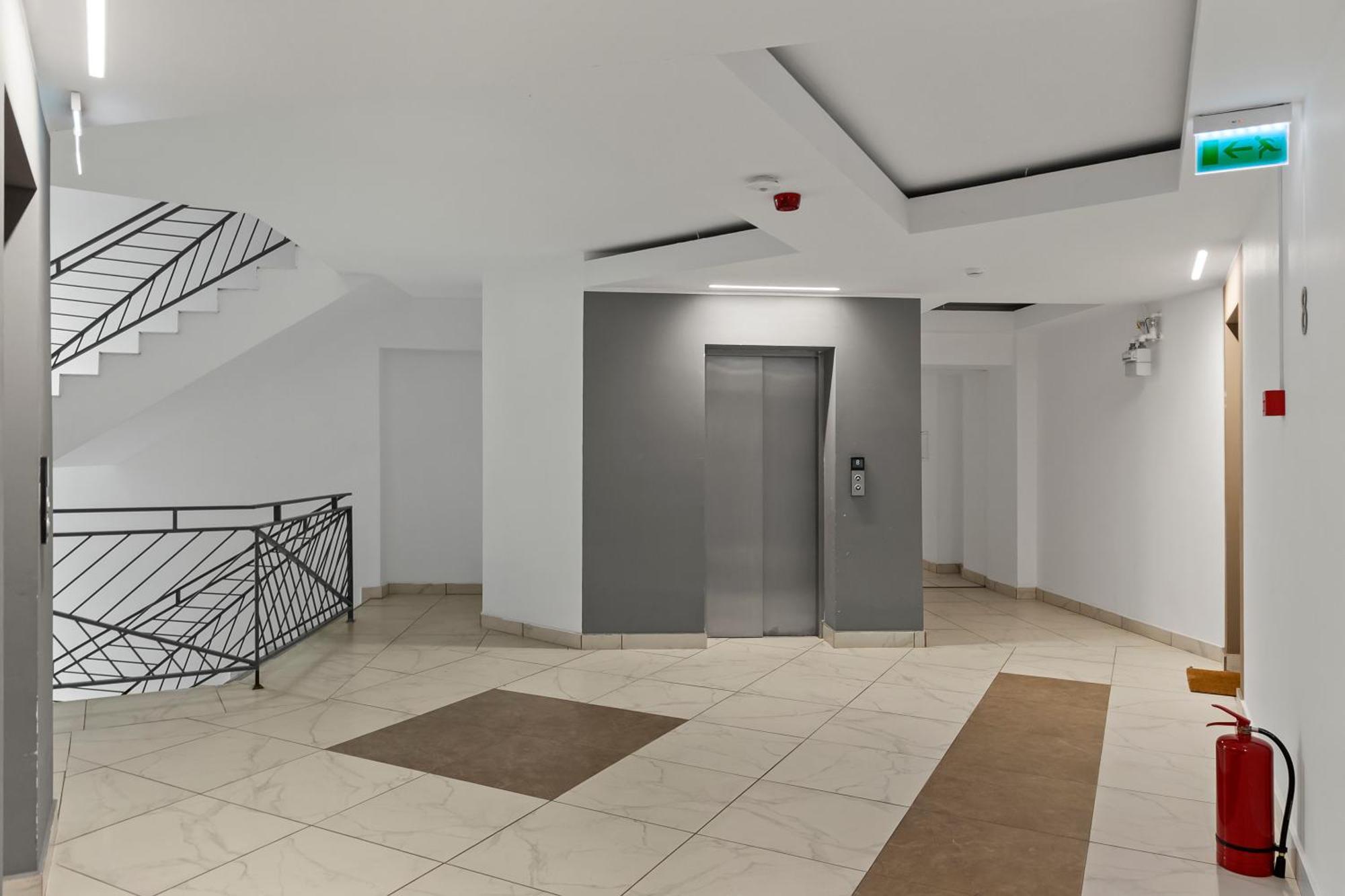 Mido Park Apartment With Private Parking & Self Check-In Бухарест Екстер'єр фото