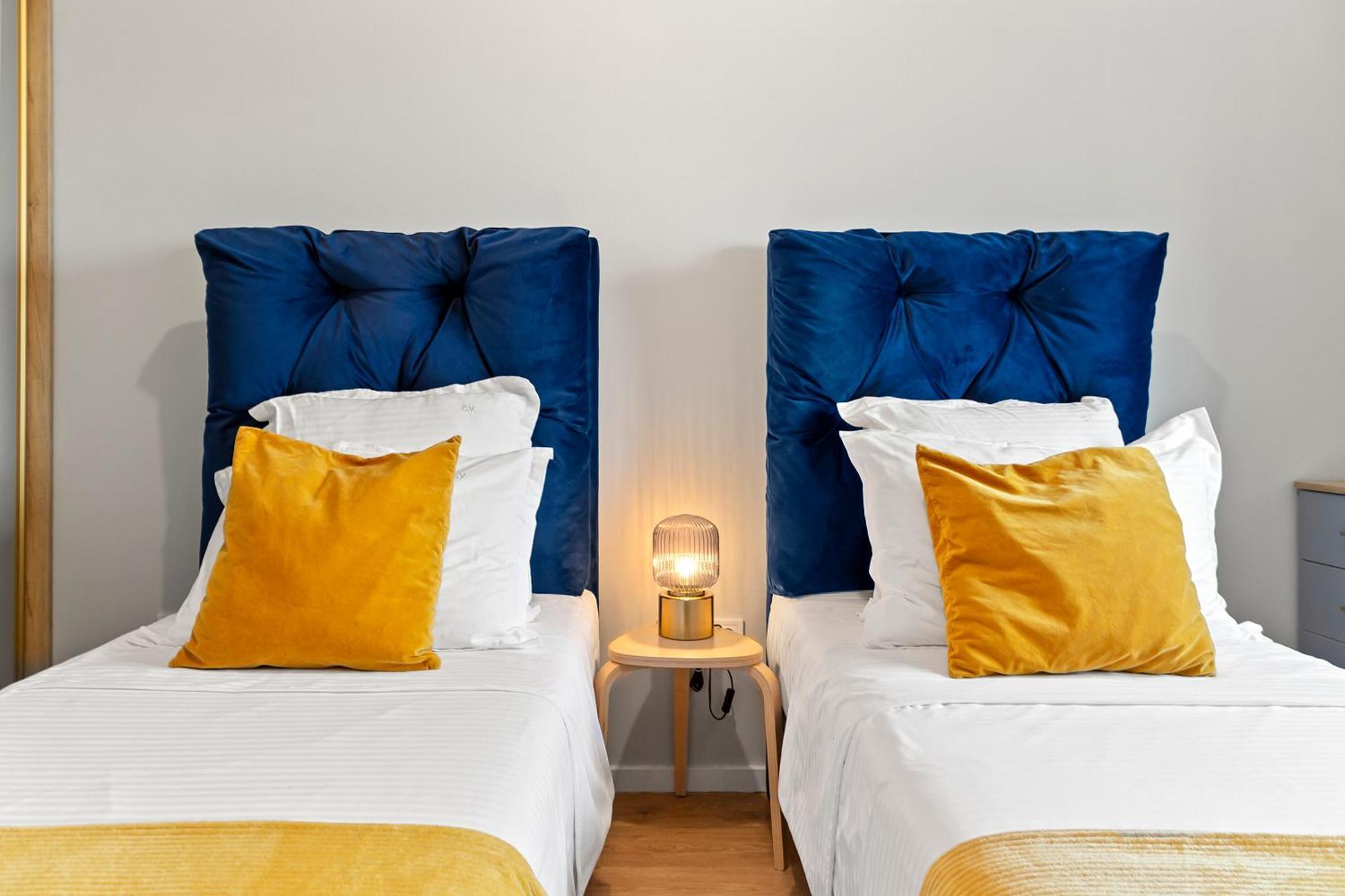 Mido Park Apartment With Private Parking & Self Check-In Бухарест Екстер'єр фото